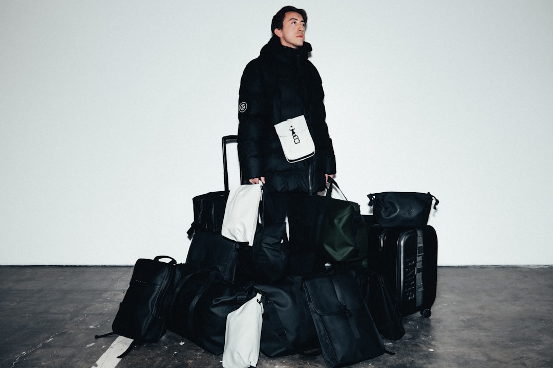 bag items selection minimalist