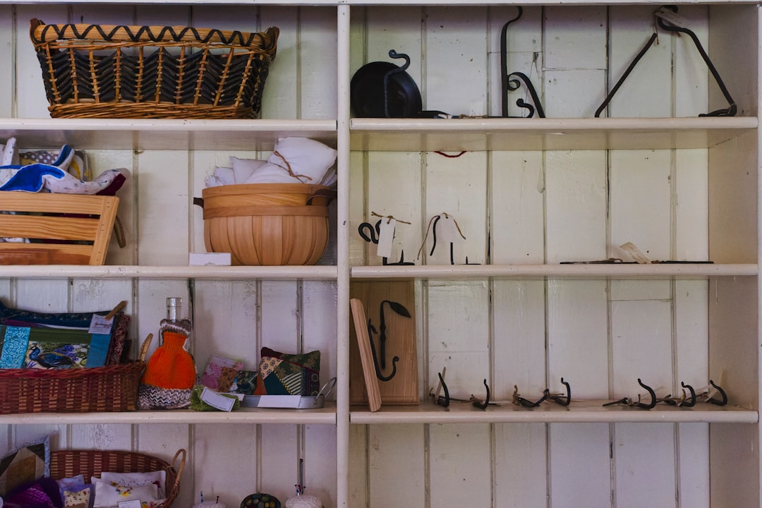 declutter minimalist home storage